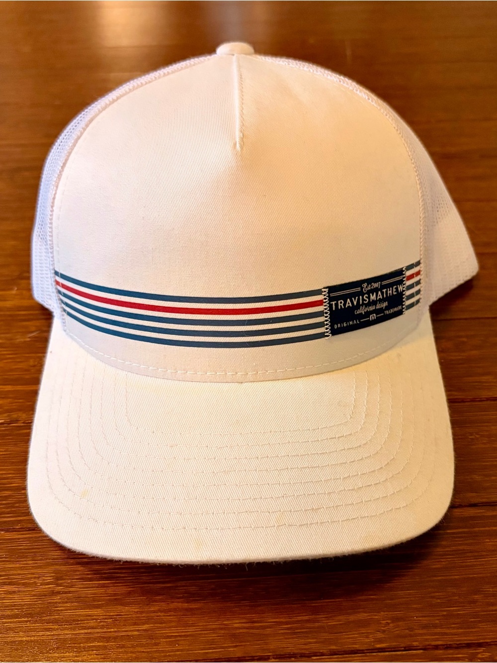 Travis Mathew Sully Golf Hat Snapback Truckers Cap Mesh White Adjustable